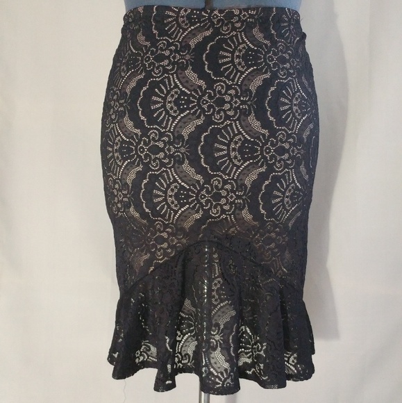 One Fashion Dresses & Skirts - Black Lace Ruffle Mermaid Cut Pinup Skirt-Sz M